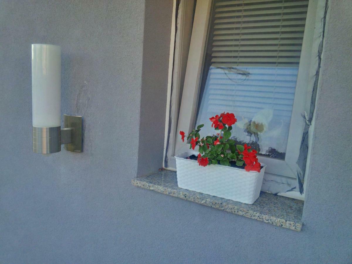 Apartment Gold & Gray Ζαντάρ Εξωτερικό φωτογραφία